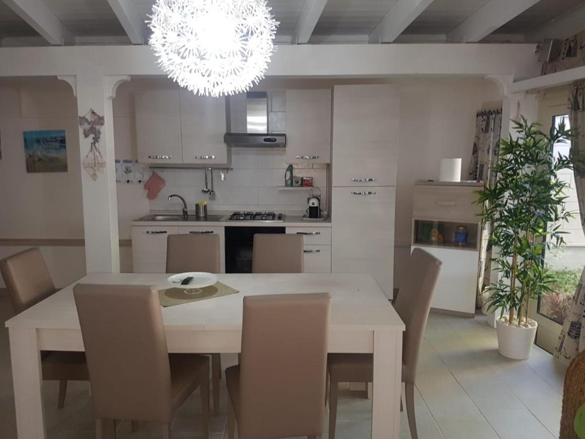 Villa Relax Sul Mare غالّيبولي المظهر الخارجي الصورة
